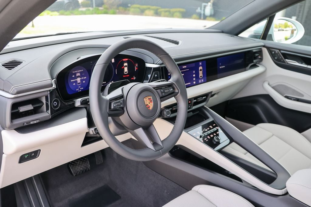 2026 Porsche Cayenne Coupe Base