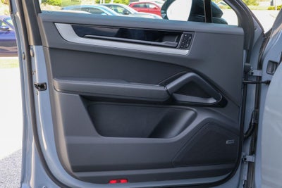 2026 Porsche Cayenne Coupe Base