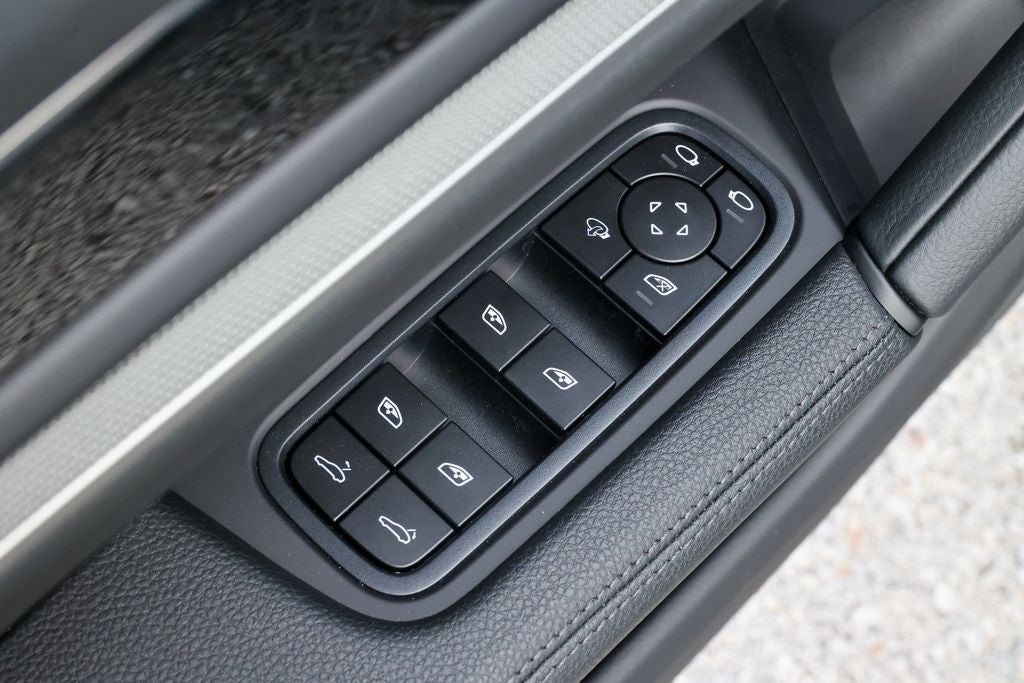 2026 Porsche Cayenne Coupe Base