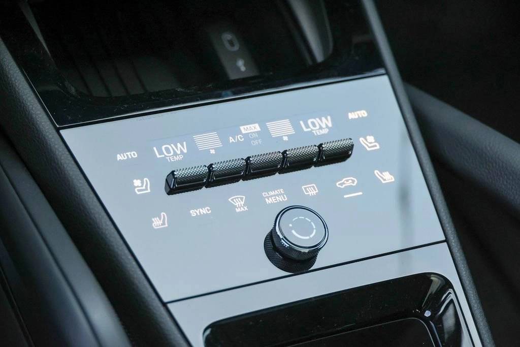 2026 Porsche Cayenne Coupe Base