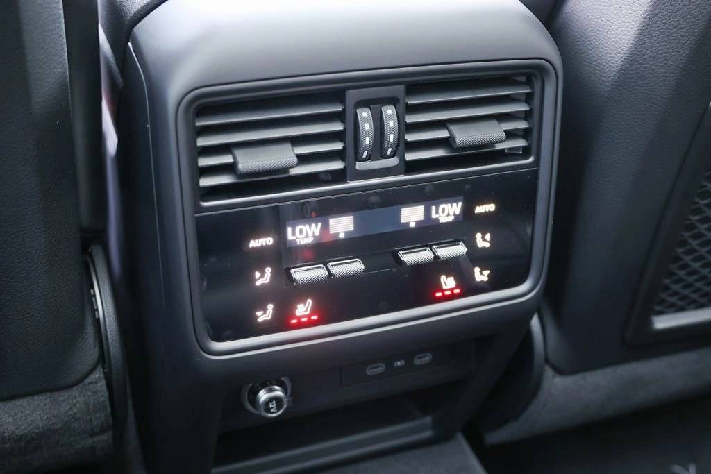 2026 Porsche Cayenne Coupe Base