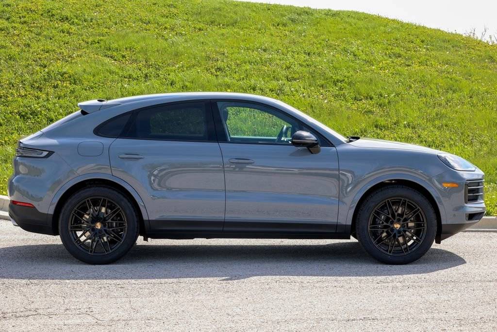 2026 Porsche Cayenne Coupe Base