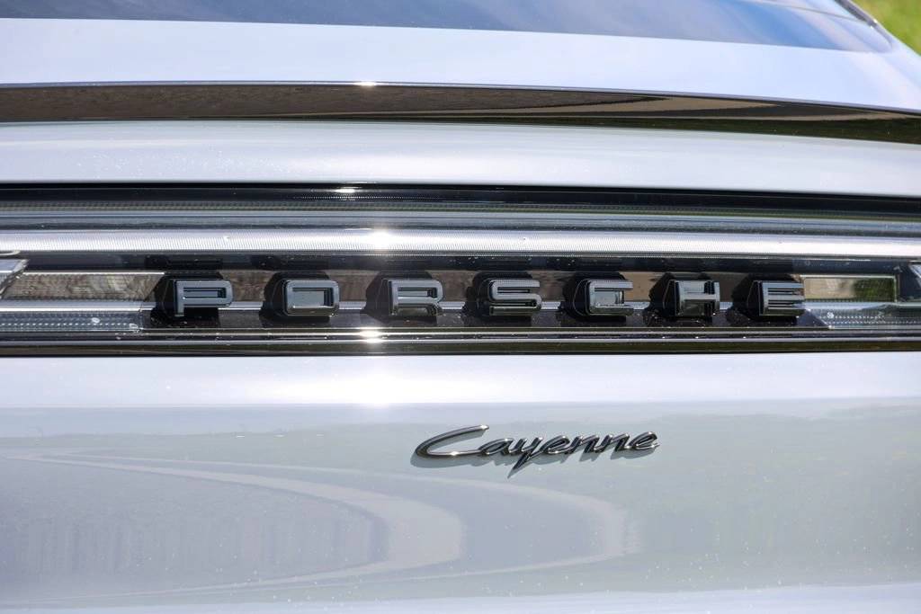2026 Porsche Cayenne Coupe Base