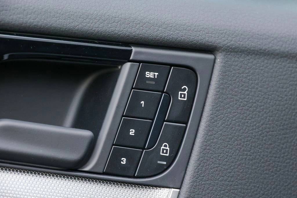 2026 Porsche Cayenne Coupe Base