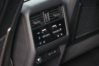 2026 Porsche Cayenne Coupe Base