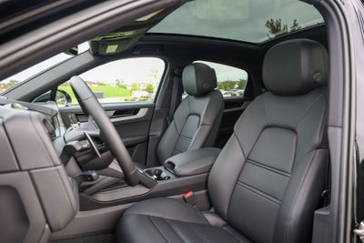 2026 Porsche Cayenne Coupe Base