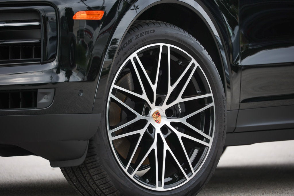 2026 Porsche Cayenne Coupe Base