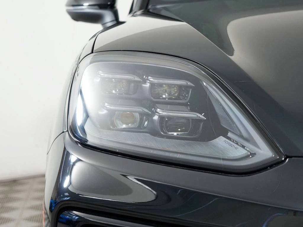 2026 Porsche Cayenne Coupe Base