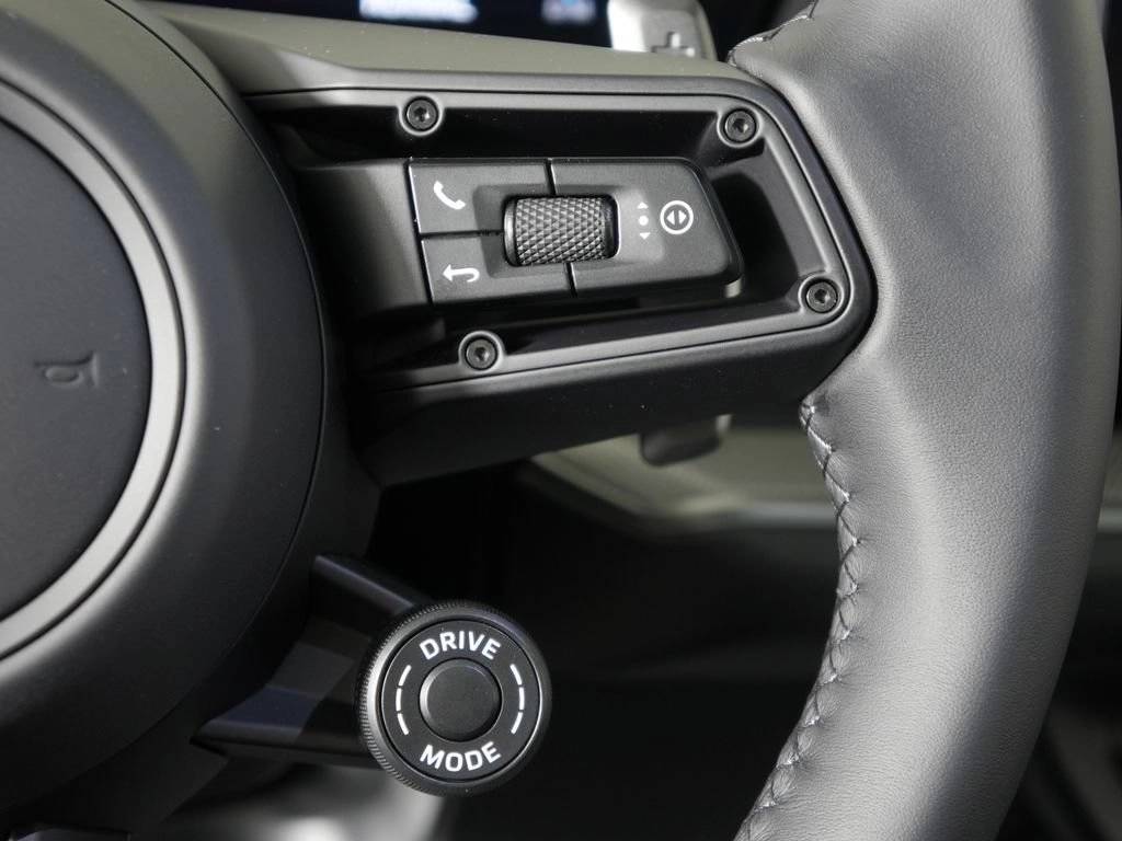 2026 Porsche Cayenne Coupe Base