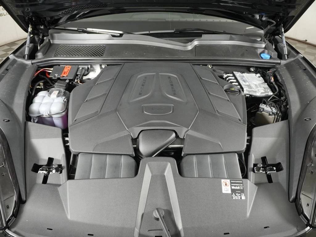 2026 Porsche Cayenne Coupe Base