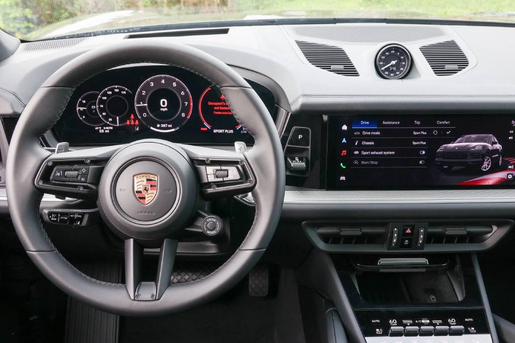 2026 Porsche Cayenne Coupe Base