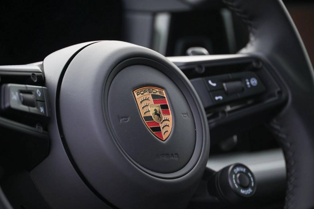 2026 Porsche Cayenne Coupe Base