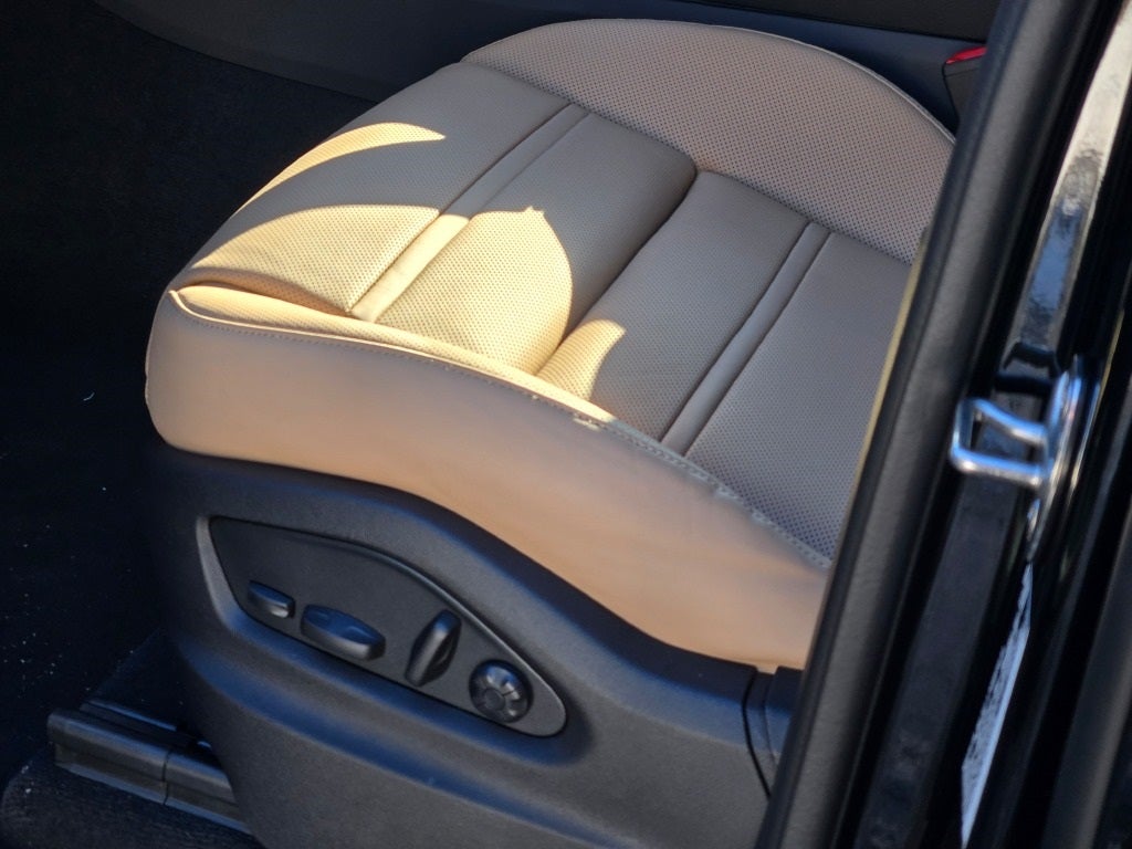 2026 Porsche Cayenne Coupe Base