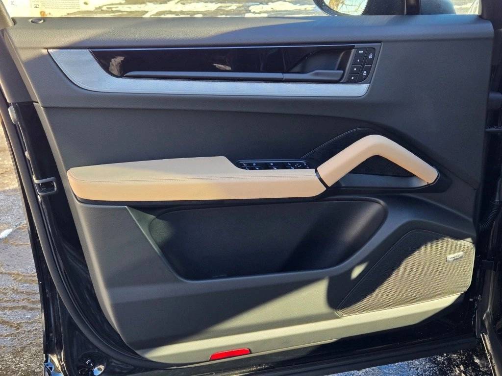 2026 Porsche Cayenne Coupe Base