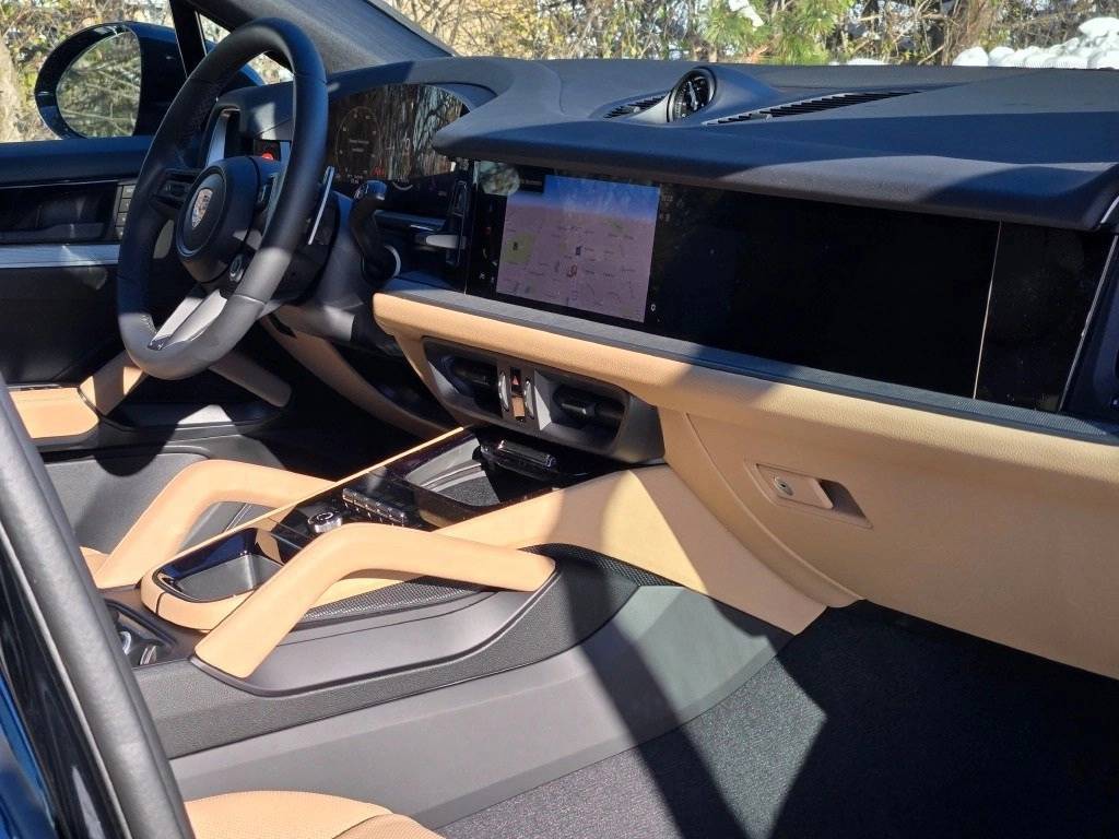 2026 Porsche Cayenne Coupe Base