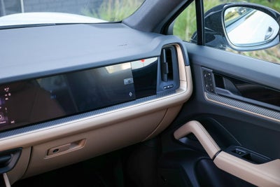2026 Porsche Cayenne Coupe Base