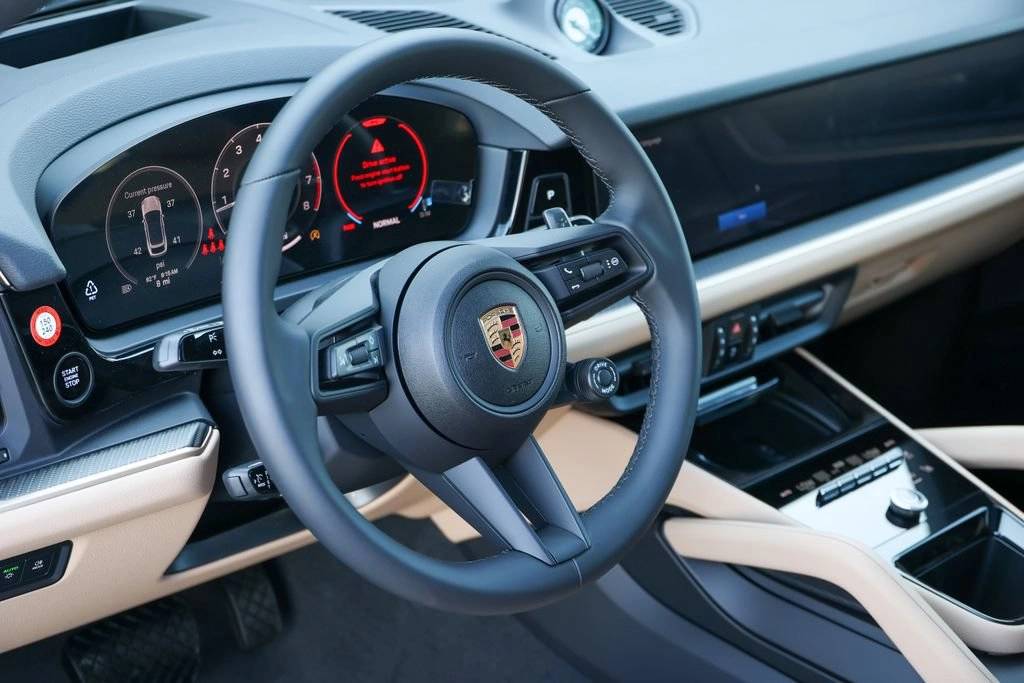 2026 Porsche Cayenne Coupe Base