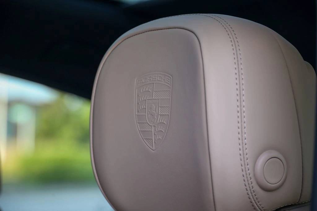 2026 Porsche Cayenne Coupe Base