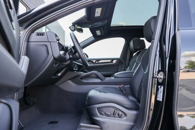 2026 Porsche Cayenne Coupe Base