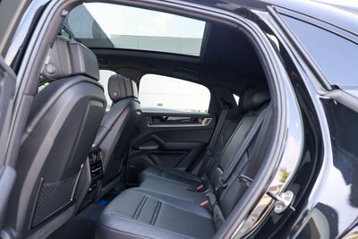 2026 Porsche Cayenne Coupe Base