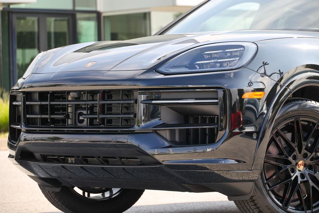 2026 Porsche Cayenne Coupe Base