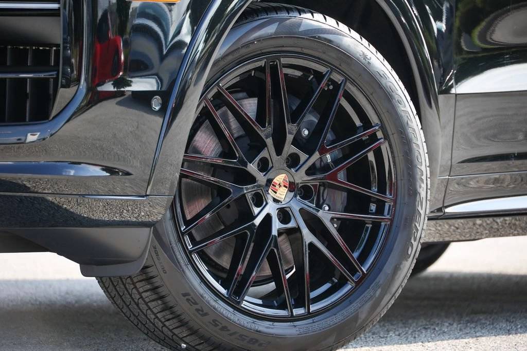 2026 Porsche Cayenne Coupe Base