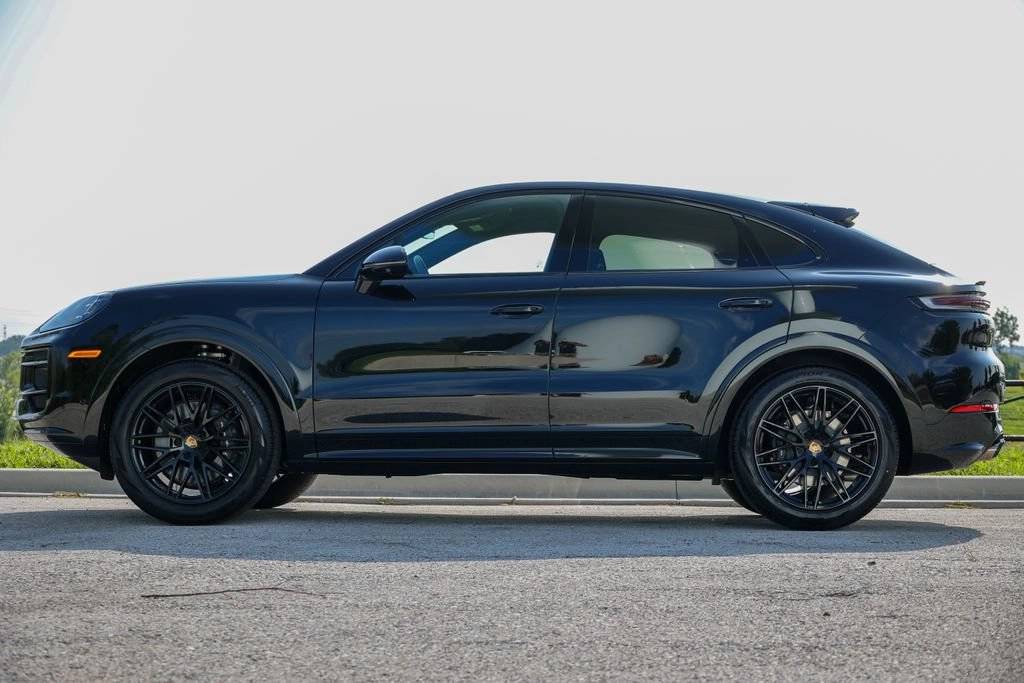 2026 Porsche Cayenne Coupe Base