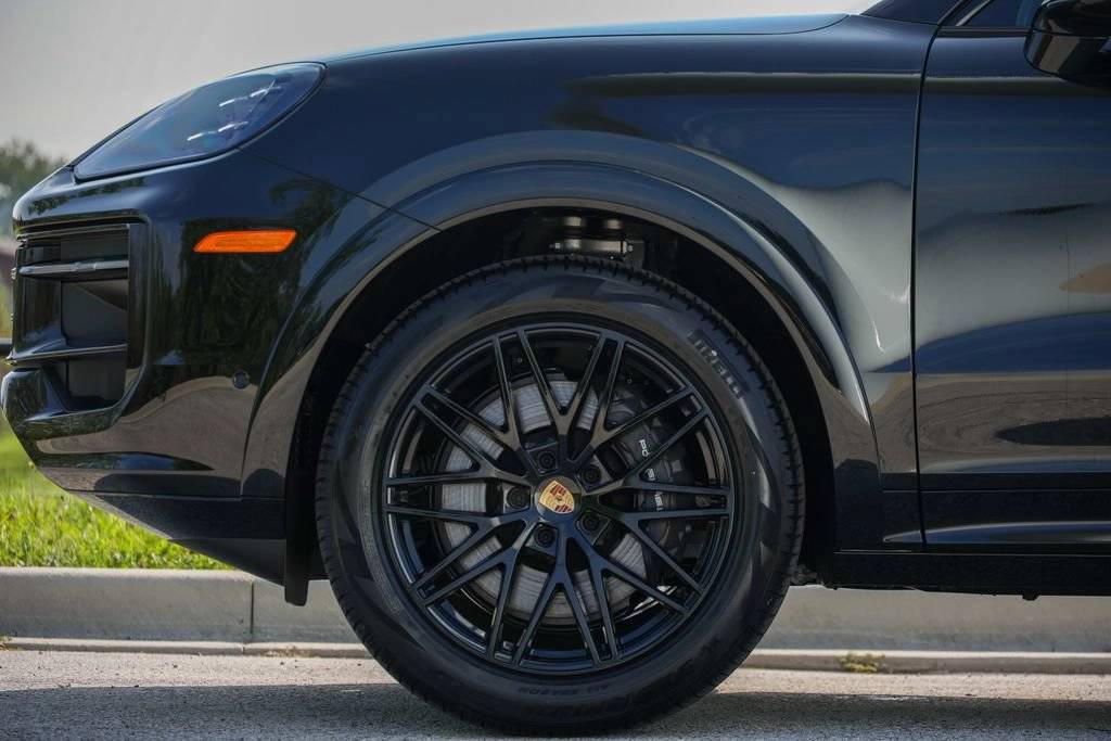 2026 Porsche Cayenne Coupe Base
