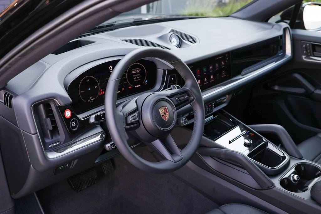 2026 Porsche Cayenne Coupe Base