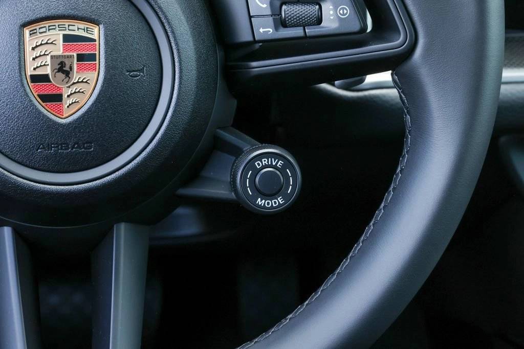 2026 Porsche Cayenne Coupe Base
