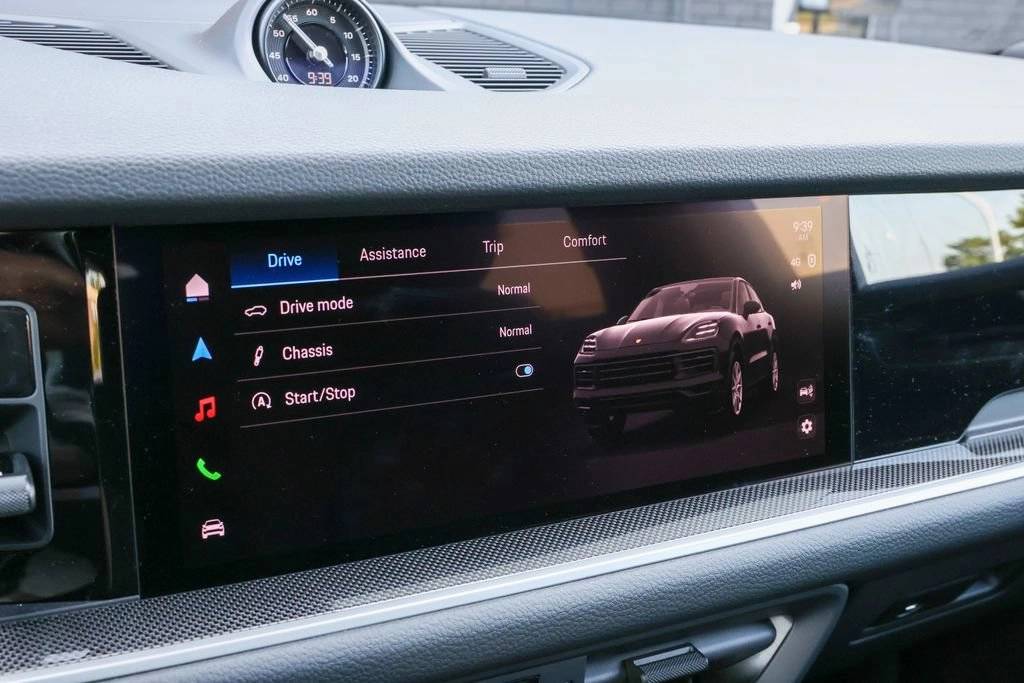 2026 Porsche Cayenne Coupe Base