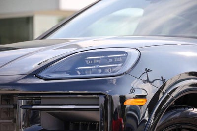 2026 Porsche Cayenne Coupe Base