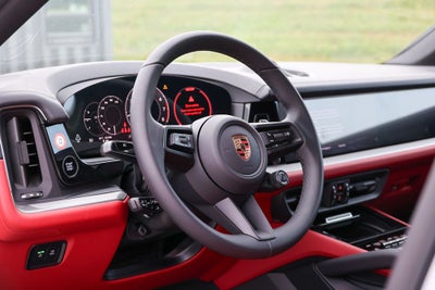 2026 Porsche Cayenne Coupe Base