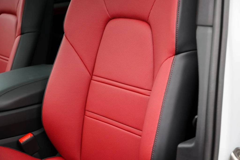 2026 Porsche Cayenne Coupe Base