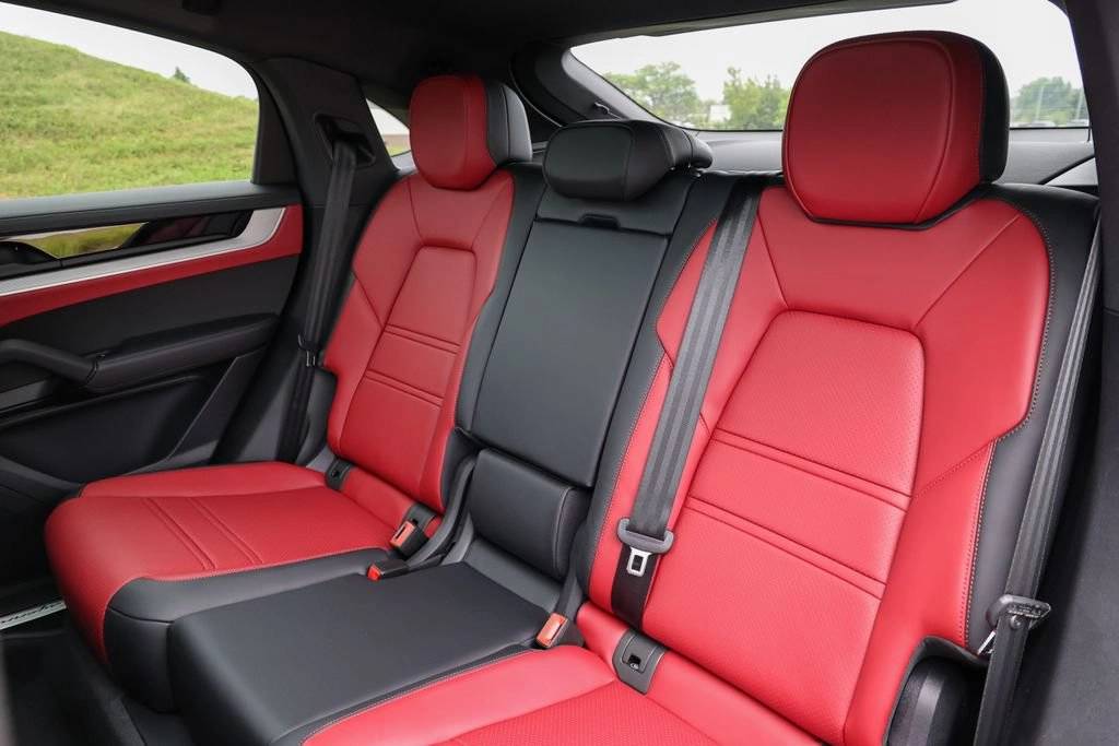 2026 Porsche Cayenne Coupe Base
