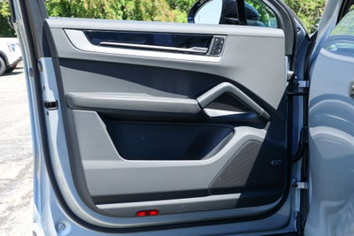 2026 Porsche Cayenne Coupe Base