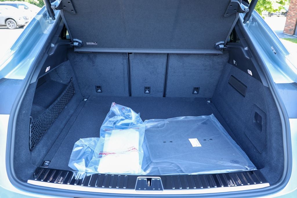 2026 Porsche Cayenne Coupe Base