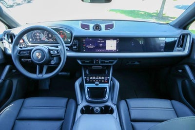 2026 Porsche Cayenne Coupe Base