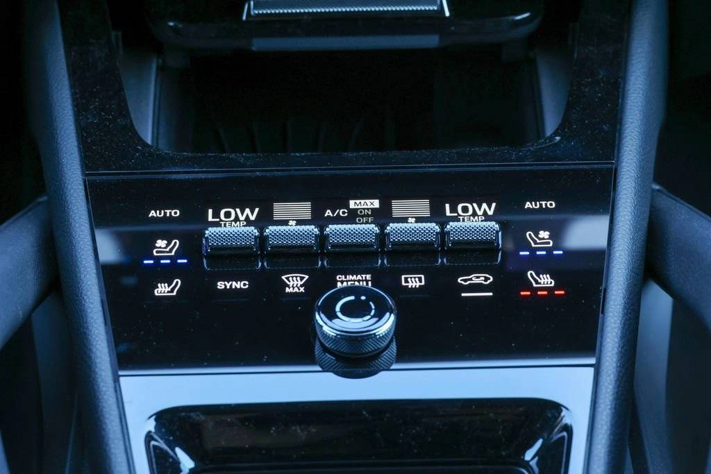 2026 Porsche Cayenne Coupe Base