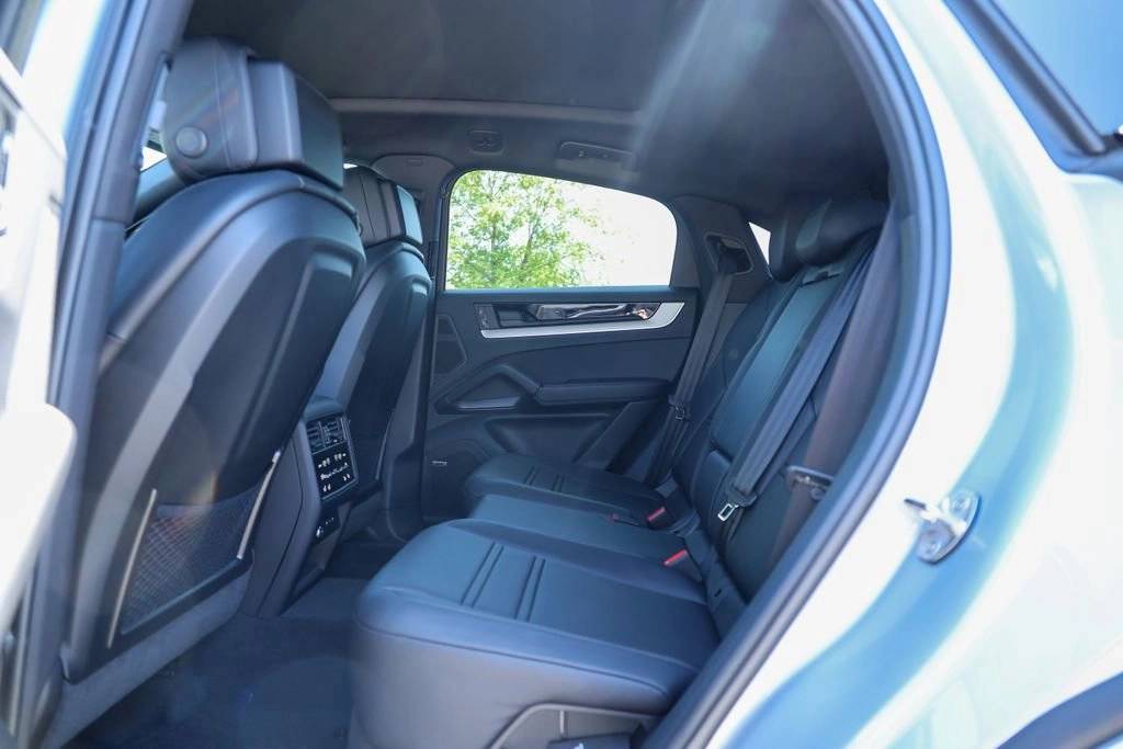 2026 Porsche Cayenne Coupe Base