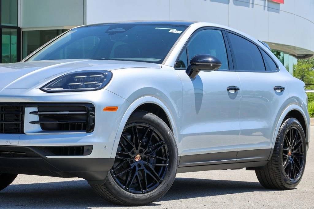 2026 Porsche Cayenne Coupe Base