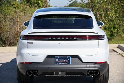 2026 Porsche Cayenne Coupe Base