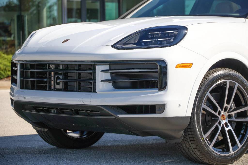 2026 Porsche Cayenne Coupe Base