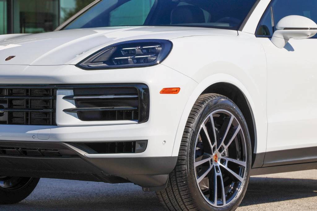 2027 Porsche Cayenne Coupe Base