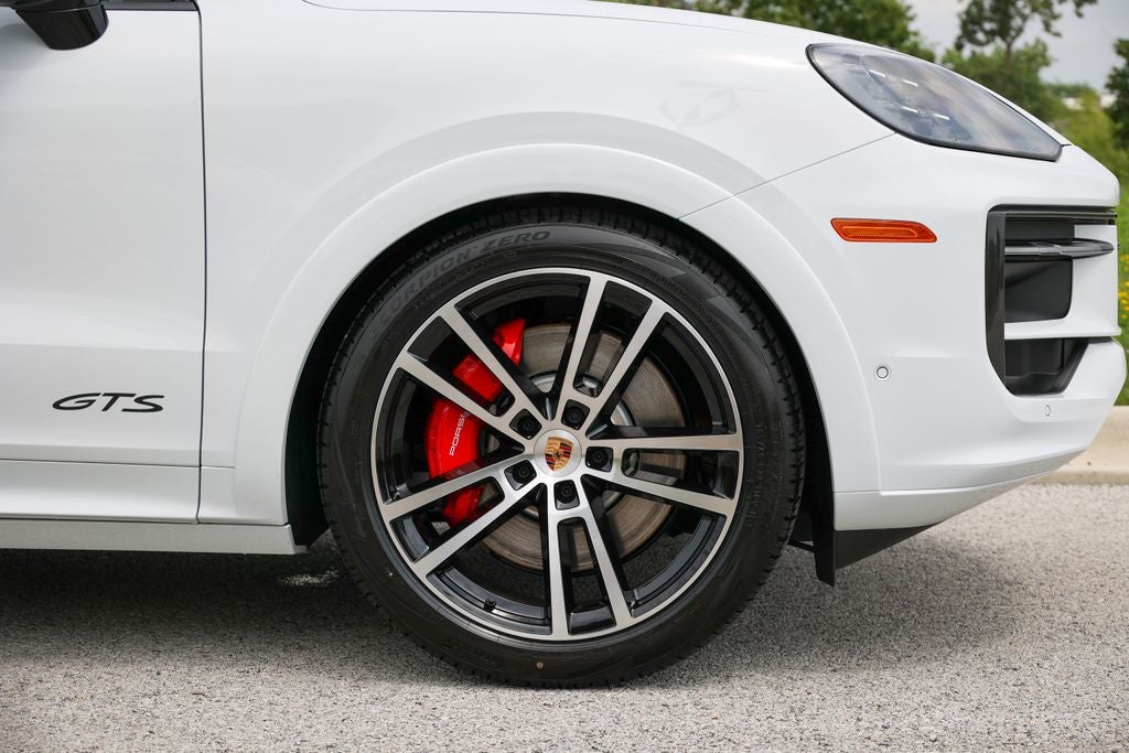 2026 Porsche Cayenne Coupe GTS
