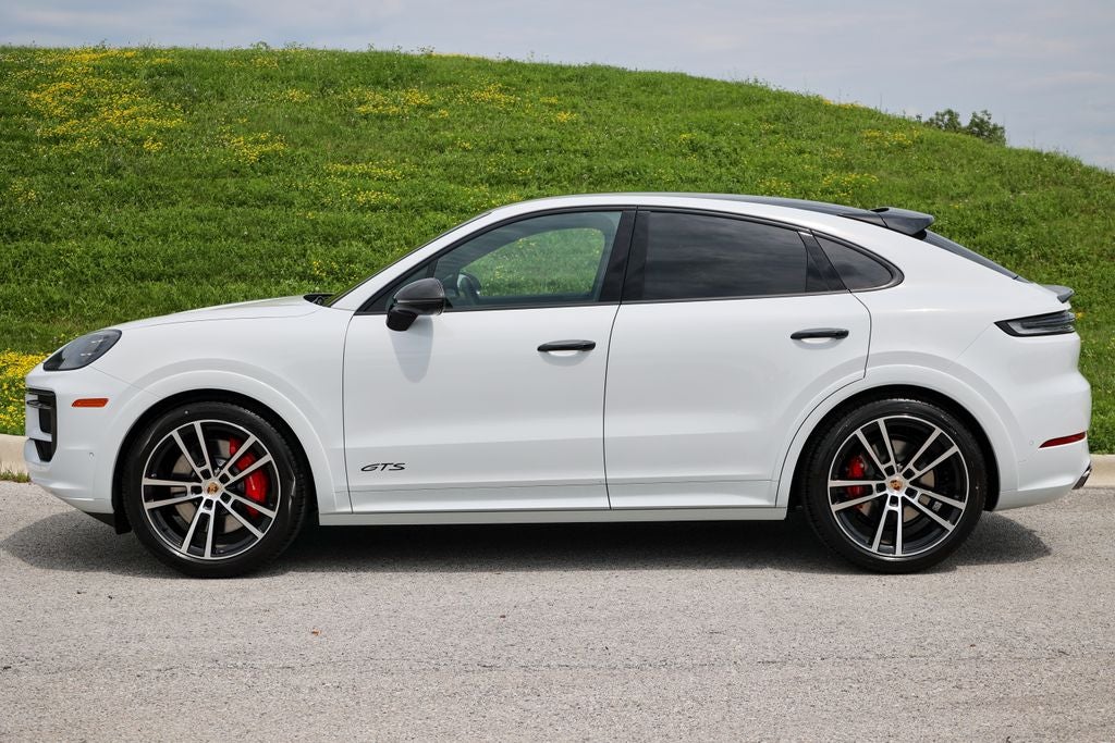 2026 Porsche Cayenne Coupe GTS