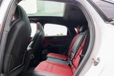 2026 Porsche Cayenne Coupe GTS