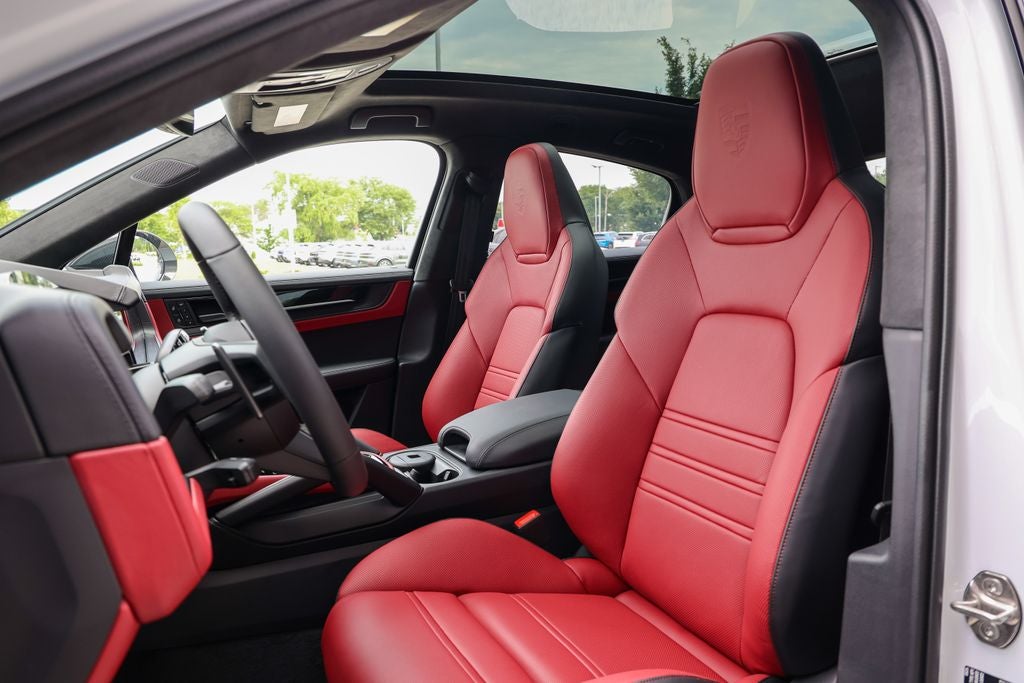 2026 Porsche Cayenne Coupe GTS