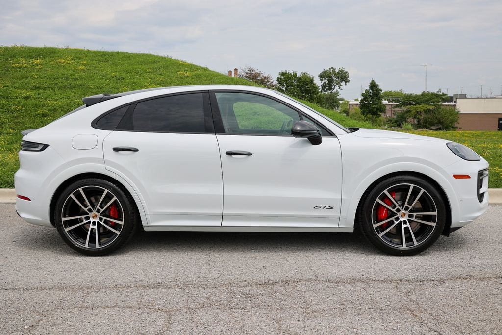 2026 Porsche Cayenne Coupe GTS