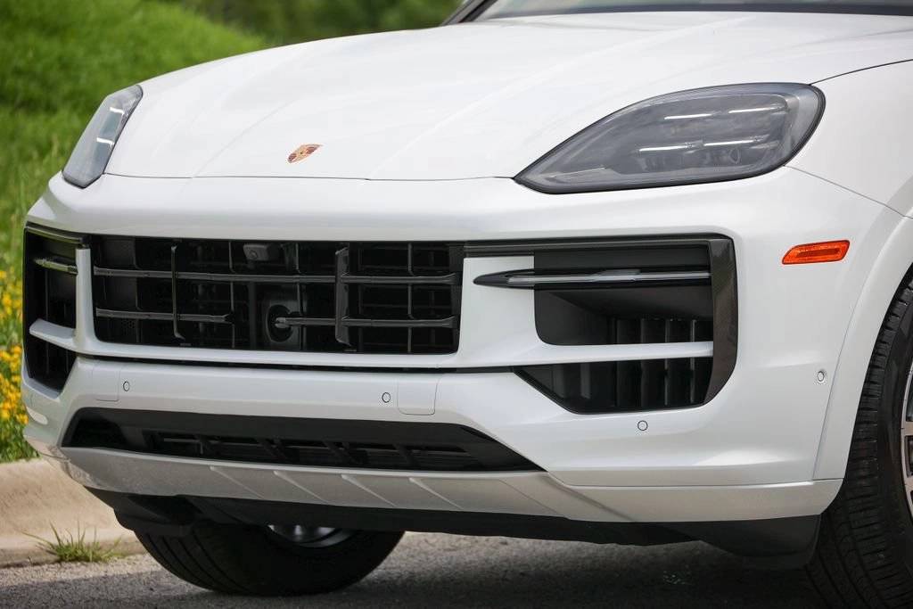 2026 Porsche Cayenne Coupe GTS